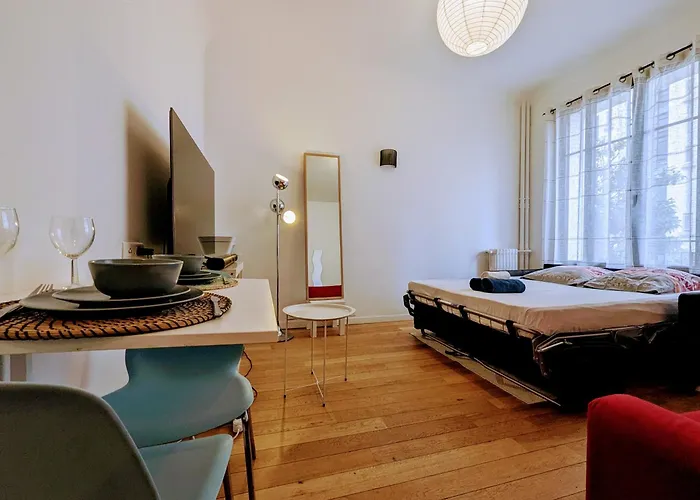 Chic And Comfortable Near Paris Apartamento