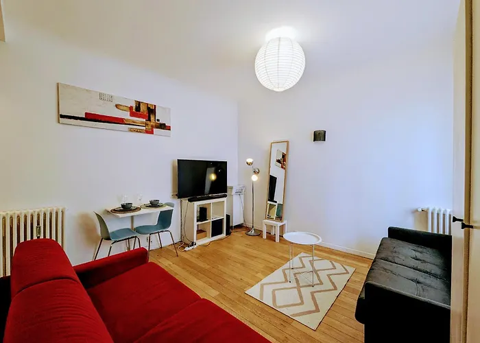 Chic And Comfortable Near Paris Apartamento