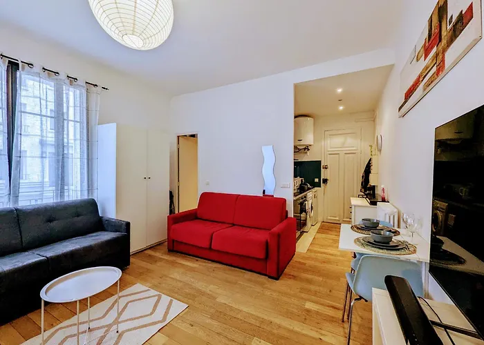 Chic And Comfortable Near Paris アパート ボローニュ・ビランクー